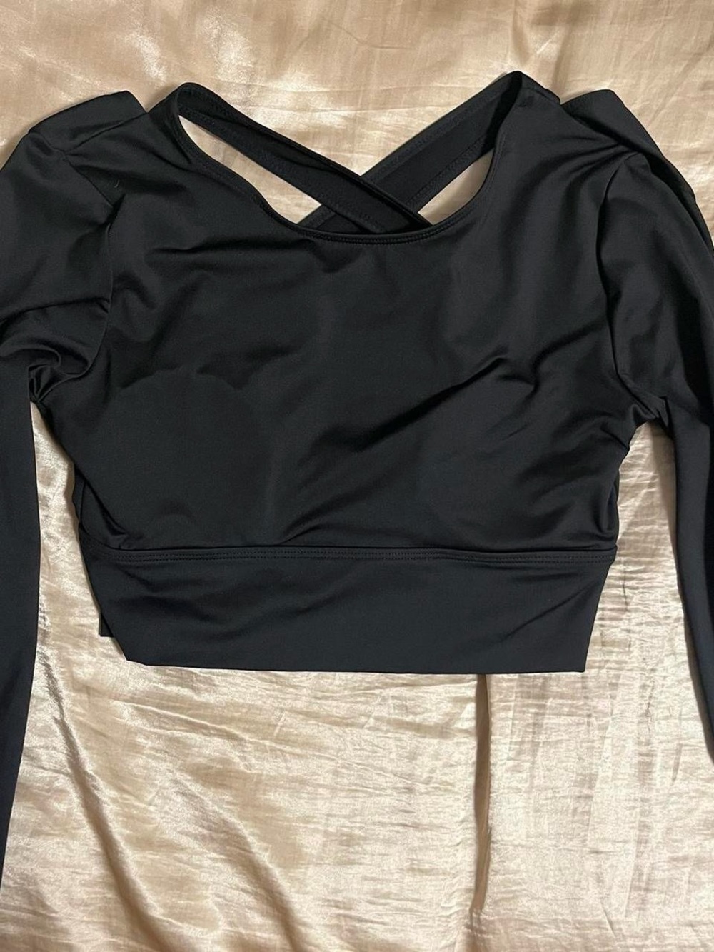 ੈ✩‧₊˚ SHEIN black long sleeve cropped workout top
